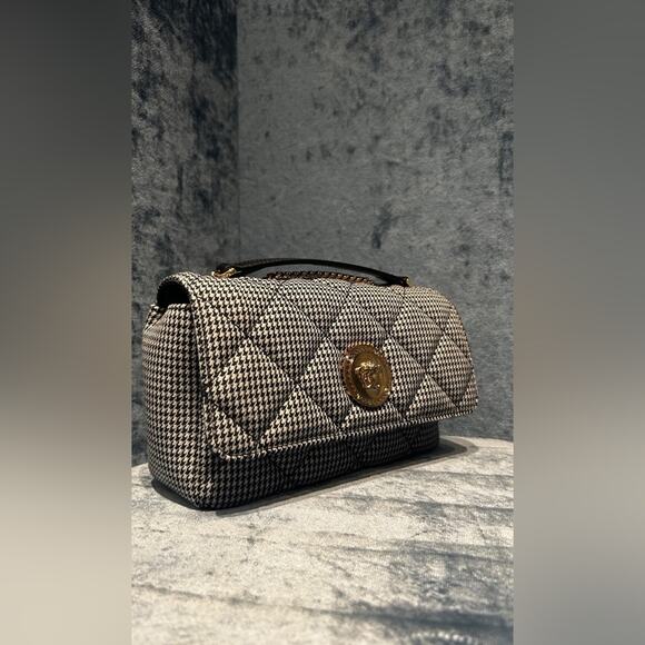 Versace Medusa Black and Gold Women's Bag NWT - Picture 3 of 8